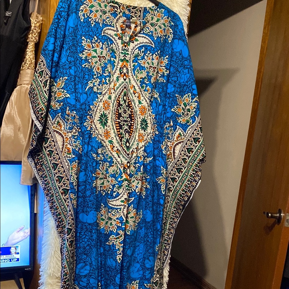 Pacific Fashion Women’s Elegant and Colorful Pattern Kaftan. Free Size